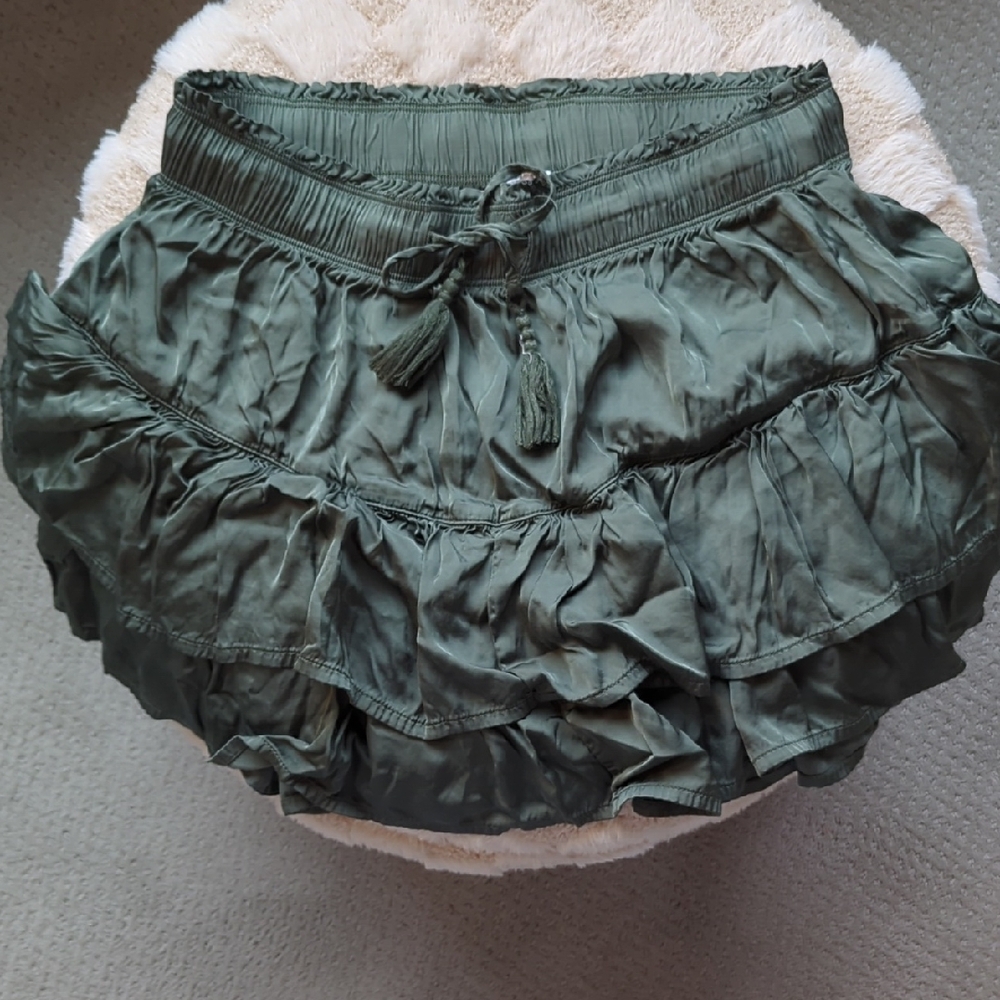 Aerie Olive Ruffle Skirt